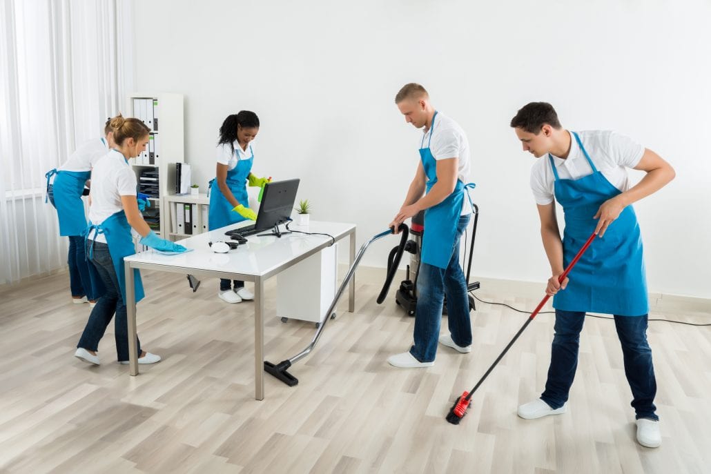 7-top-tips-for-choosing-a-cleaning-contractor-brightr